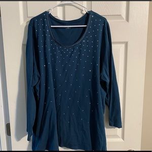Stunned long sleeve top